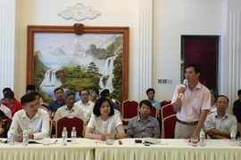 Đại diện cơ quan báo chí các tỉnh phía Bắc phát biểu ý kiến tại hội thảo. (Ảnh: Đinh Tuấn/TTXVN)