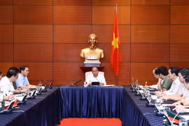 Thủ tướng Nguyễn Xuân Phúc phát biểu ý kiến về công tác chuẩn bị cho hội nghị WEF ASEAN 2018 sau khi dự Tổng duyệt. (Ảnh: Thống Nhất/TTXVN)