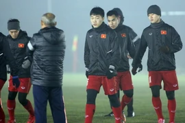 Các tuyển thủ U23 Việt Nam trong buổi tập. (Ảnh: Hoàng Linh/TTXVN)