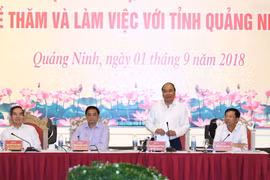 Thủ tướng Nguyễn Xuân Phúc phát biểu tại buổi làm việc. (Ảnh: Thống Nhất/TTXVN)