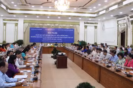Hội nghị sơ kết quy chế phối hợp công tác giữa 3 Thường trực. (Ảnh: Xuân Dự/TTXVN)