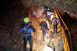 [Mega Story] Giải cứu đội bóng thiếu niên Thái Lan: 17 ngày thử thách