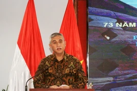 Ông Hanif Salim, Tổng lãnh sự Cộng hòa Indonesia tại Thành phố Hồ Chí Minh phát biểu tại buổi họp mặt. (Ảnh: Xuân Khu/TTXVN)