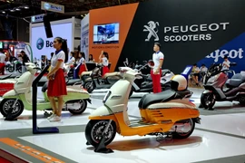 Các thương hiệu xe máy, môtô nổi tiếng được giới thiệu tại Vietnam Motorcycle Show 2017. (Ảnh: Thế Anh/TTXVN)