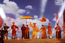 Tái hiện nghi lễ tế Thiên thời kỳ đầu lập quốc. (Ảnh: Ninh Đức Phương/TTXVN)