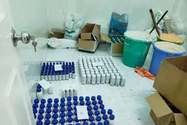 Khởi tố, bắt tạm giam đối tượng sản xuất thuốc bảo vệ thực vật giả