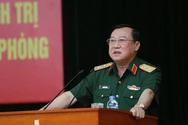 Trung tướng Nguyễn Đức Hải, Viện trưởng Viện Chiến lược Quốc phòng phát biểu tham luận. (Ảnh: Dương Giang/TTXVN)