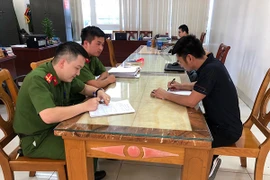 Khởi tố đối tượng giúp 2 phạm nhân trốn viện ẩn náu ở kho phế liệu