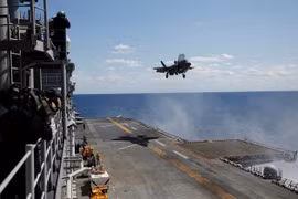 Tàu tấn công đổ bộ Wasp. (Nguồn: Reuters)
