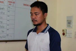 Đối tượng Nguyễn Duy Sơn bị Công an tỉnh Thanh Hóa bắt giữ. (Ảnh: Trịnh Duy Hưng/TTXVN)