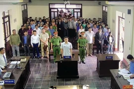 Toàn cảnh phiên tòa. (Ảnh: Đỗ Anh Tuấn/TTXVN)