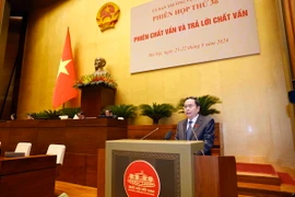 Chủ tịch Quốc hội Trần Thanh Mẫn phát biểu bế mạc. (Ảnh: Doãn Tấn/TTXVN)