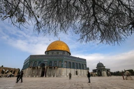 Nhà thờ Mái vòm tại đền thờ Hồi giáo Al-Aqsa (mà Israel gọi là Núi Đền) ở Thánh địa Jerusalem. (Ảnh: AFP/TTXVN)