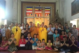 Cộng đồng người Việt tại Ấn Độ mừng đại lễ Phật đản. (Ảnh: Huy Bình/Vietnam+)