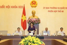 Chủ tịch Quốc hội Nguyễn Thị Kim Ngân chủ trì phiên họp thứ 48 của Ủy ban Thường vụ Quốc hội khóa XIII. (Ảnh: Trọng Đức/TTXVN) 