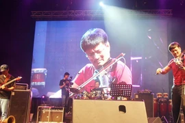 Một tiết mục biểu diễn của các nghệ sỹ jazz Việt Nam tại Liên hoan. (Ảnh: Hoàng Nhương/Vietnam+)
