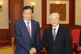 Tổng Bí thư Nguyễn Phú Trọng tiếp đồng chí Lưu Vân Sơn, Ủy viên Thường vụ Bộ Chính trị, Bí thư Ban Bí thư Trung ương Đảng dẫn đầu Đoàn đại biểu Đảng Cộng sản Trung Quốc sang thăm và làm việc tại Việt Nam. (Ảnh: Trí Dũng/TTXVN)