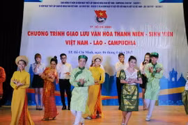 Chương trình “Giao lưu văn hóa thanh niên, sinh viên Việt Nam-Lào-Campuchia" tại Thành phố Hồ Chí Minh. (Ảnh: An Hiếu/TTXVN)