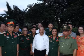 Thủ tướng Nguyễn Xuân Phúc và các đại biểu. (Ảnh: Thống Nhất/TTXVN)