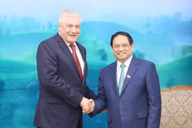Thủ tướng Phạm Minh Chính tiếp Đại tướng Kolokoltsev Vladimir Alexandrovich, Bộ trưởng Bộ Nội vụ Liên bang Nga. (Ảnh: Dương Giang/TTXVN)