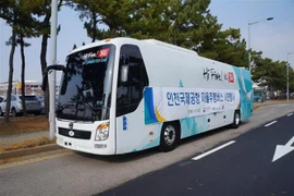 Xe buýt tự lái tại Seoul, Hàn Quốc. (Nguồn: Yonhap/TTXVN)