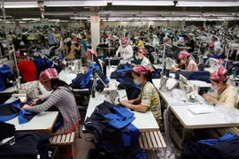 Sản xuất hàng may mặc xuất khẩu. (Nguồn: Reuters)