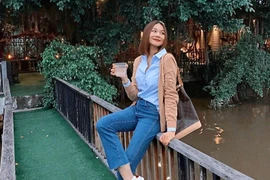 Mỹ nhân Việt muôn màu muôn vẻ với phong cách street style sành điệu