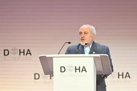 Ngoại trưởng Iran Mohammad Javad Zarif phát biểu tại diễn đàn Doha ở Qatar ngày 15/12/2019. (Ảnh: AFP/TTXVN)