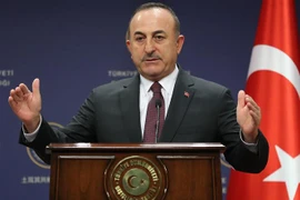 Ngoại trưởng Thổ Nhĩ Kỳ Mevlut Cavusoglu phát biểu tại cuộc họp báo ở Ankara, Thổ Nhĩ Kỳ. (Ảnh: AFP/TTXVN)