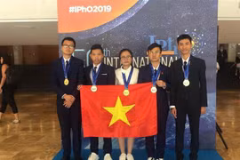 [Video] Việt Nam giành 3 HCV, 2 HCB Olympic Vật lý quốc tế
