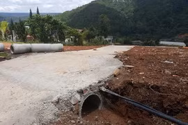 Đường làm trái phép tại Đà Lạt vẫn thi công, chuẩn bị hoạt động