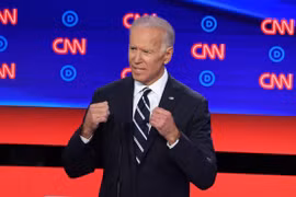 Cựu Phó Tổng thống Mỹ Joe Biden trong cuộc tranh luận trực tiếp với các ứng viên Tổng thống ở Detroit, Michigan ngày 31/7/2019. (Ảnh: AFP/TTXVN)