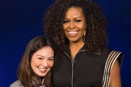 Cựu đệ nhất Phu nhân Mỹ Michelle Obama diện trang phục của Công Trí