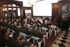 Hình ảnh buổi nói chuyện. (Ảnh: Hoài Nam/Vietnam+)