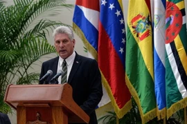 Chủ tịch Cuba Miguel Diaz-Canel phát biểu tại một hội nghị ở La Habana, Cuba. (Ảnh: AFP/TTXVN)