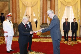 [Photo] Tổng Bí thư, Chủ tịch nước tiếp các Đại sứ trình Quốc thư