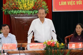 Phó Thủ tướng thường trực Trương Hòa Bình phát biểu tại buổi làm việc với lãnh đạo tỉnh Kon Tum, sáng 19/10. (Ảnh: Cao Nguyên/TTXVN)