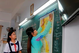 Chiến tranh ở biên giới, Biển Đông… được đưa vào lịch sử phổ thông