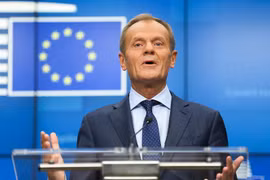 Chủ tịch Hội đồng châu Âu EC Donald Tusk tại cuộc họp báo ở Brussels, Bỉ. (Ảnh: THX/TTXVN)