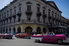 Quang cảnh đường phố La Habana, Cuba. (Ảnh: AFP/TTXVN)