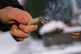 [Video] Hàng chục người thương vong do các tai nạn pháo hoa