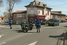 Cảnh sát tại hiện trường vụ bắt cóc. (Nguồn: Twitter)