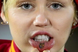 [Photo] "Đứng hình" vì những hình xăm độc đáo của các ngôi sao 