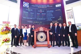 Hơn 2,16 tỷ cổ phiếu ACB chính thức niêm yết giao dịch trên HOSE