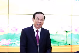 Bí thư Trung ương Đảng, Bí thư Thành ủy Thành phố Hồ Chí Minh Nguyễn Văn Nên phát biểu tại buổi gặp gỡ. (Ảnh: Xuân Khu/TTXVN)