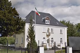 Một người đàn ông mang dao đã đột nhập vào khu nhà Đại sứ quán Iran tại Copenhagen hồi đầu tháng 10. (Nguồn: Middleeastmonitor.com)