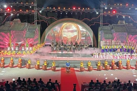 Chương trình nghệ thuật với chủ đề 'Quảng Nam - Khát vọng và lan tỏa.' (Ảnh: Trần Tĩnh/TTXVN)