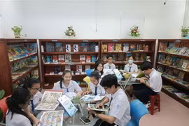 Một góc 'Không gian sách tiếng Pháp' tại Thư viện thành phố Cần Thơ. (Ảnh: Ánh Tuyết/TTXVN)