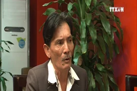 Nghệ sỹ Thương Tín.