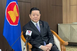 Tiến sĩ Kao Kim Hourn, Tổng Thư ký ASEAN trao đổi với phóng viên TTXVN. (Ảnh: Đào Trang/TTXVN)